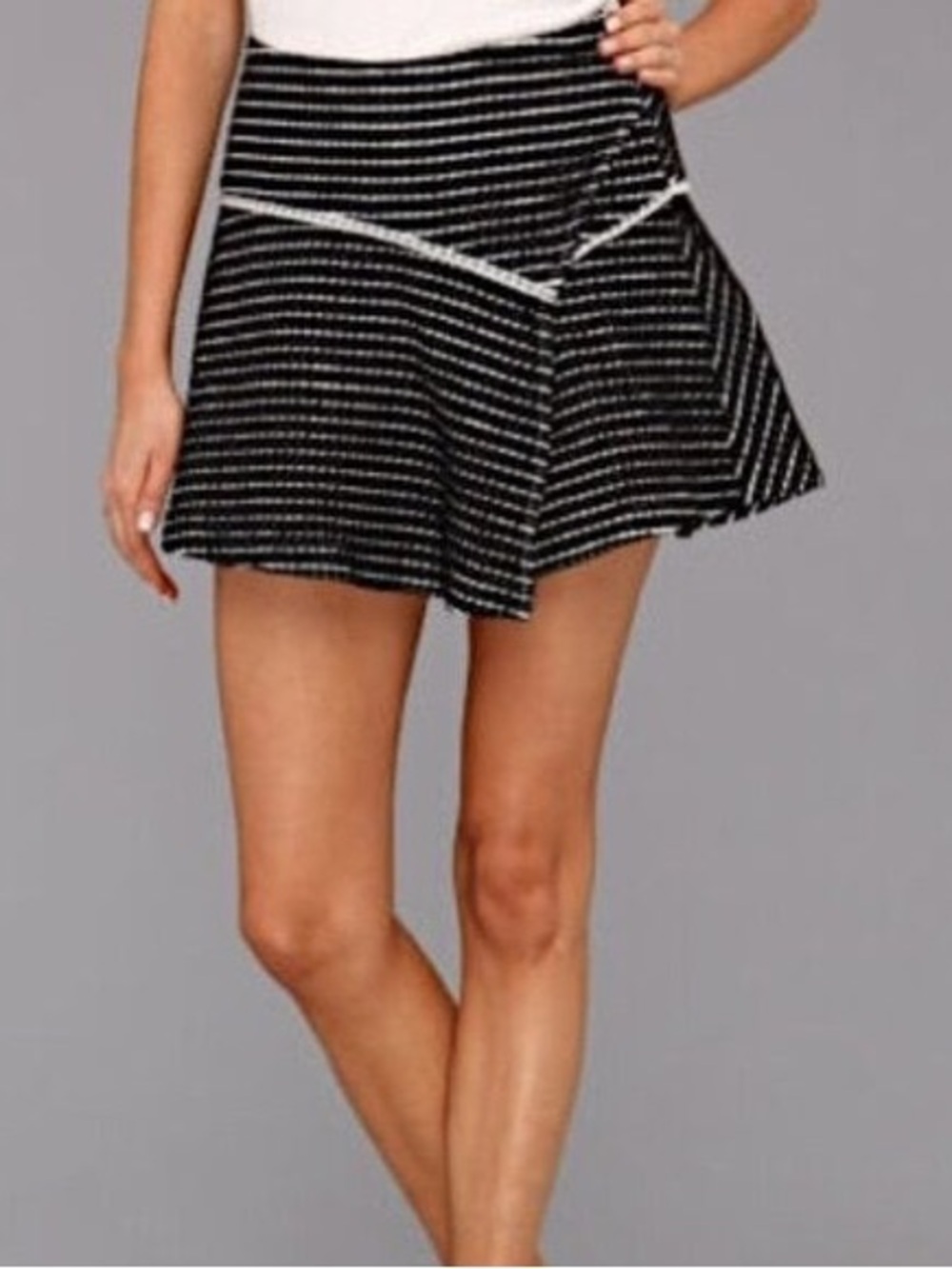 Free People size 6 (S) Black & White Striped Flared mini skirt Zip-Up Textured